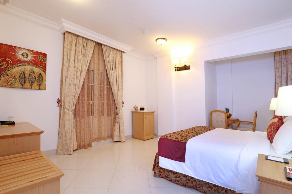 Al Maha Int Hotel Oman Maskat Exteriér fotografie